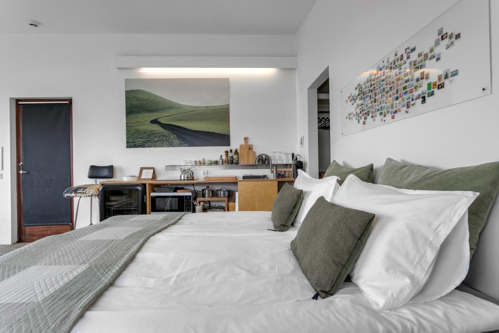 Eyvindarholt Guesthouse Alftanes Екстер'єр фото