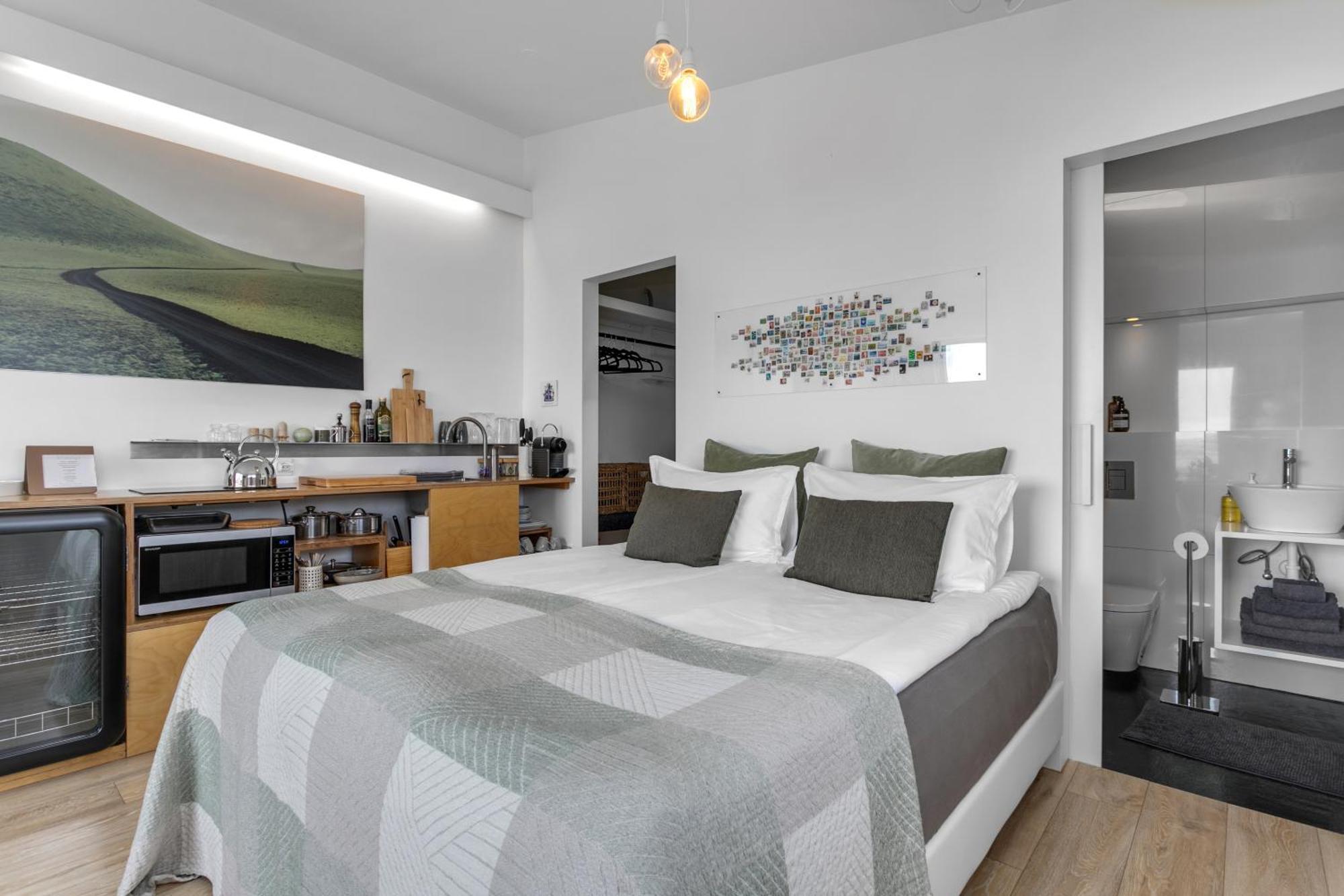 Eyvindarholt Guesthouse Alftanes Екстер'єр фото