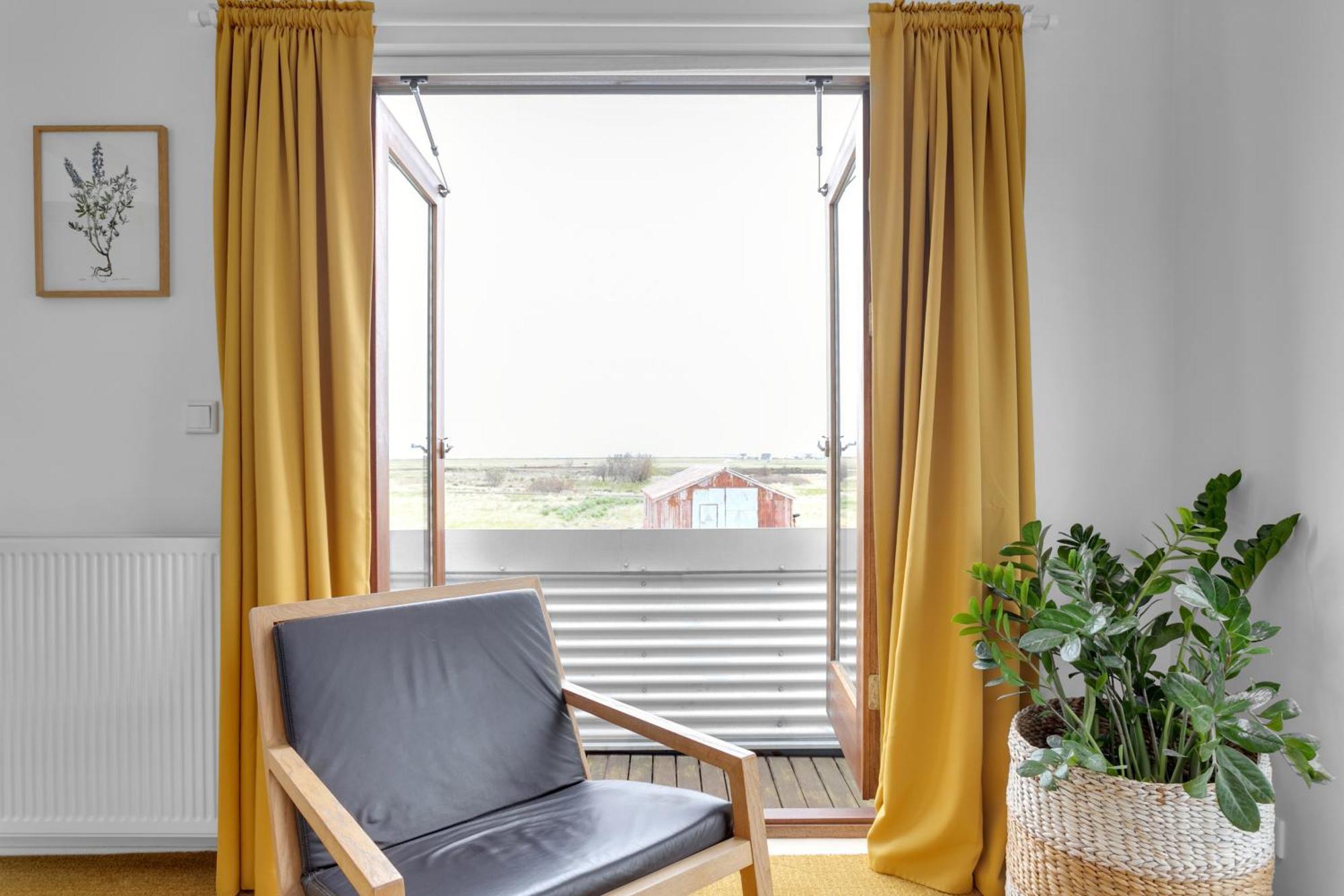 Eyvindarholt Guesthouse Alftanes Екстер'єр фото