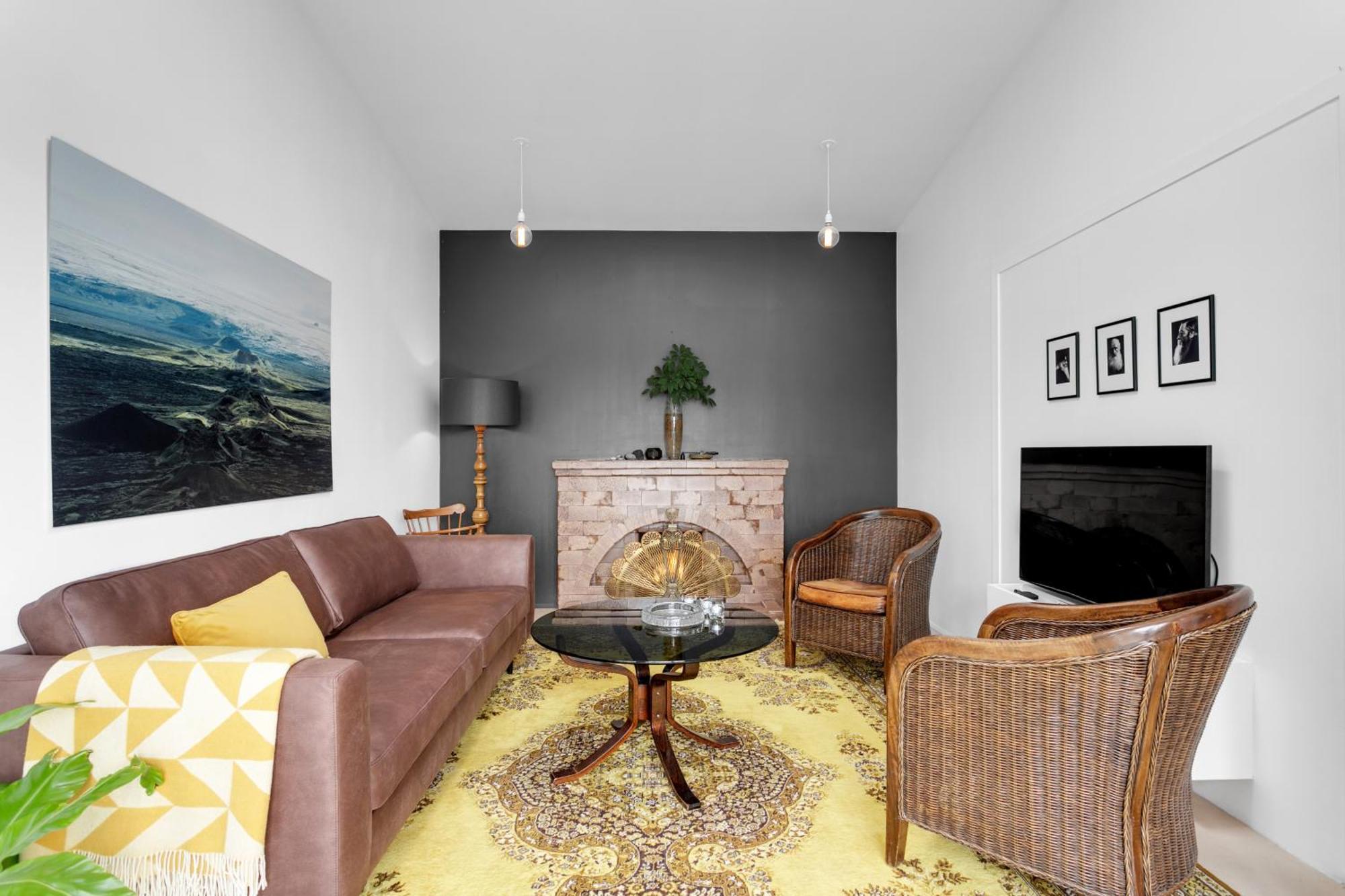 Eyvindarholt Guesthouse Alftanes Екстер'єр фото