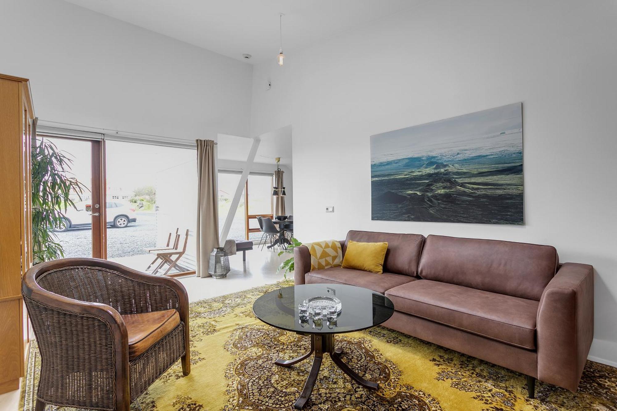 Eyvindarholt Guesthouse Alftanes Екстер'єр фото